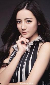 迪丽热巴吃瓜小表妹视频,趣味视频引网友热议