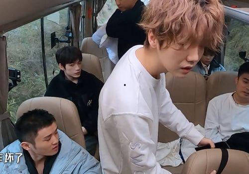 鹿晗最新吃瓜事件真相视频,真相视频曝光，真相大白！